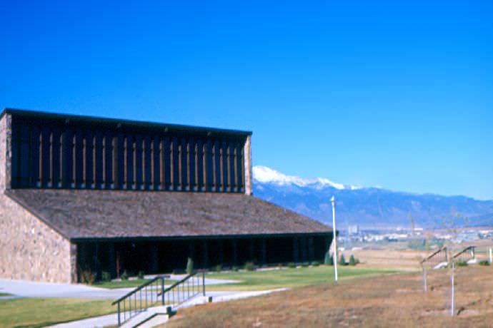 The Administration and Library Building (Sanders Building) with the undeveloped Apostles Court in t
